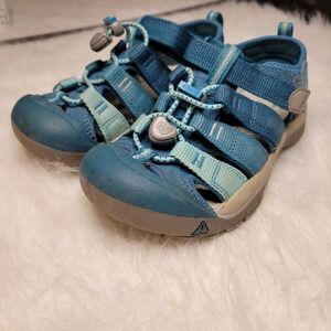 KEEN Newport H2 Waterproof Sandals Boys 13 Youth Closed Toe Slip-On Shoes